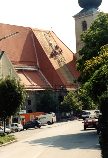 Dachrenovierung Kirche - Dachdeckerei Lehner